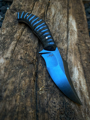 War Pig Custom - Scalloped Marble Carbon Fiber | Blue G10 Liners | Hand Rub Satin Finish Spine