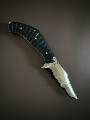 War Pig Custom | Riptide Grind | In-House forged San Mai | Scalloped Forrest Green Glass Composite | Natural Linen Micarta | Copper Pins
